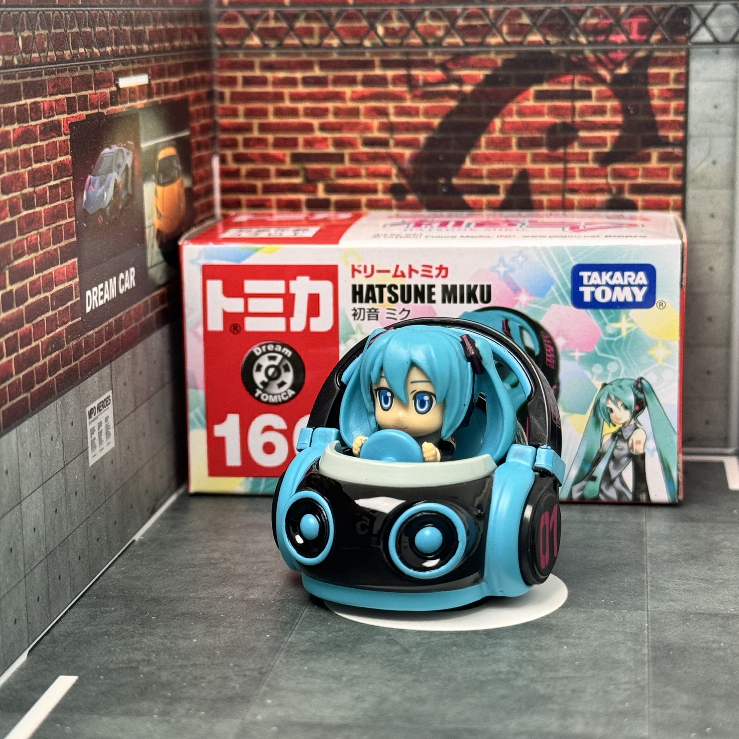 Vintage Collectible Model Cars - Authentic Tomy Tomica Dream Tomica No.160