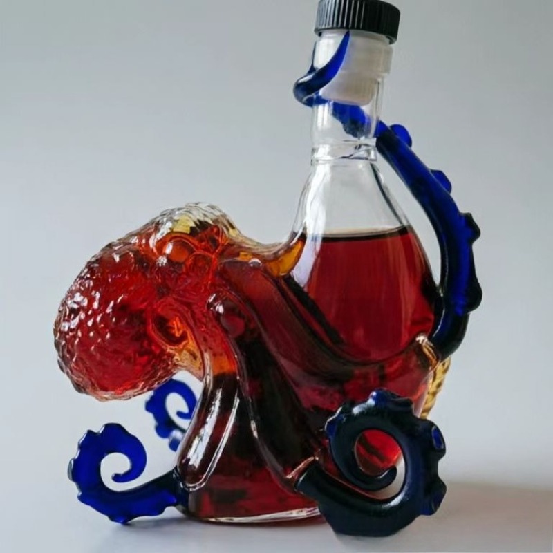Whiskey Decanter, Sea Monster  - Vintage Collectible Glassware บทวิจารณ์และราคา