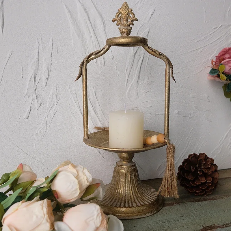 French Style High Legged Iron  - Collectible Vintage Matches บทวิจารณ์และราคา