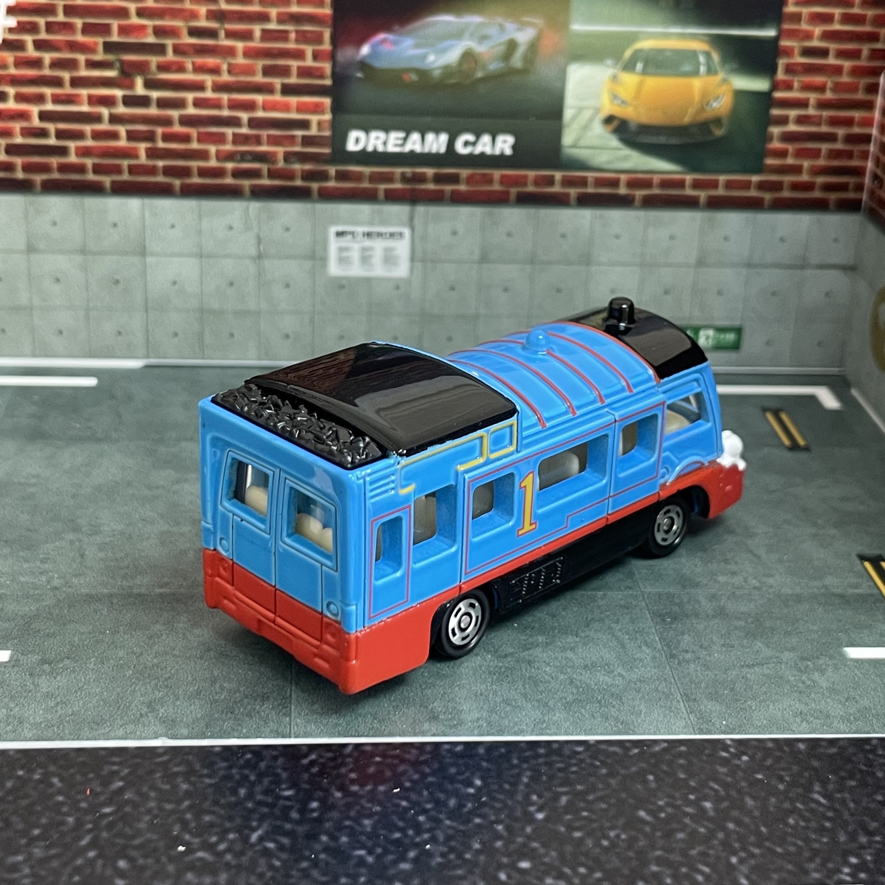 Takara Tomy Dream Tomica No.15 - Vintage Collectible Model Cars บทวิจารณ์และราคา
