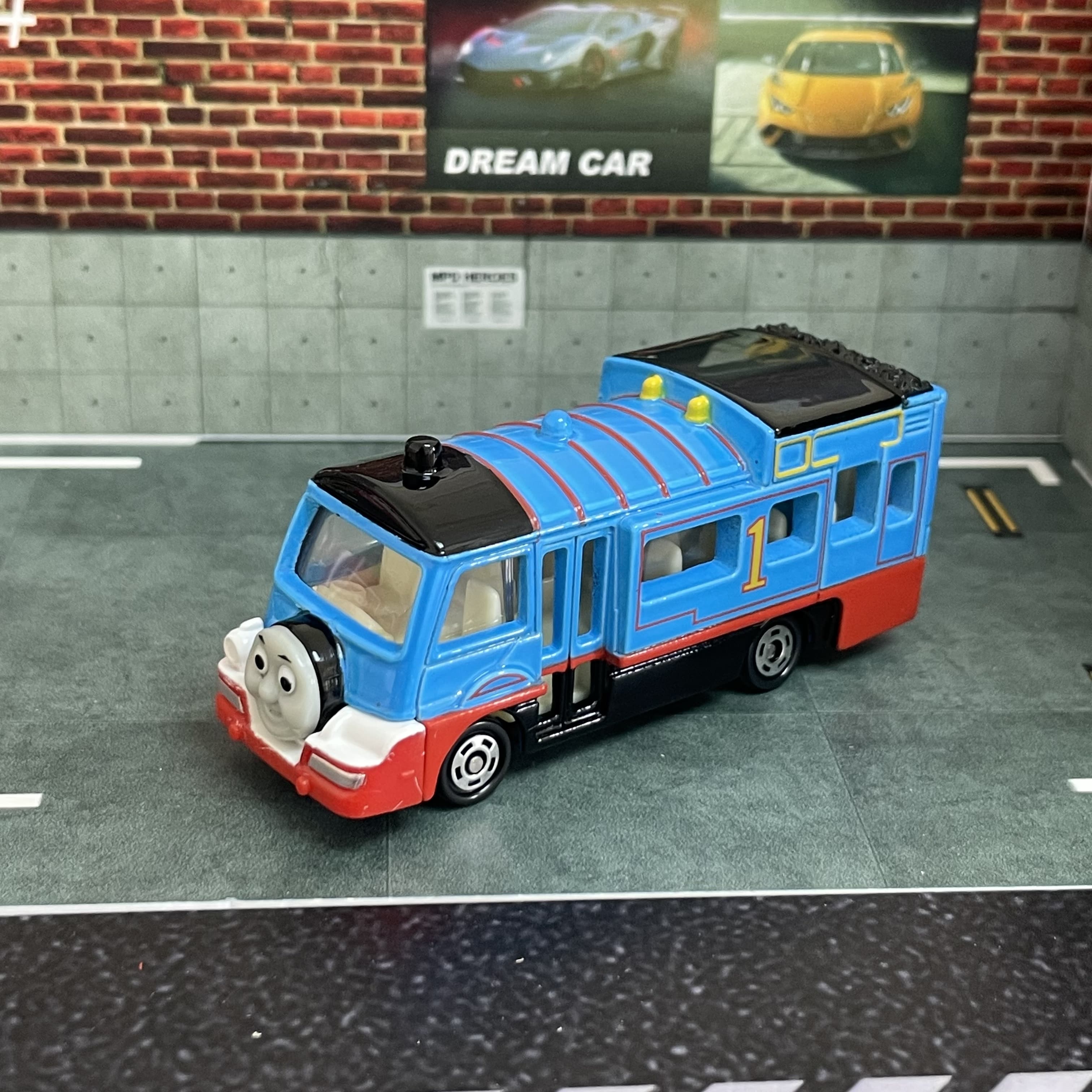 Takara Tomy Dream Tomica No.15 - Vintage Collectible Model Cars บทวิจารณ์และราคา