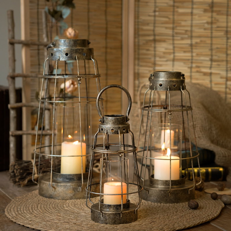 European Iron & Glass Candle H - Collectible Vintage Matches บทวิจารณ์และราคา