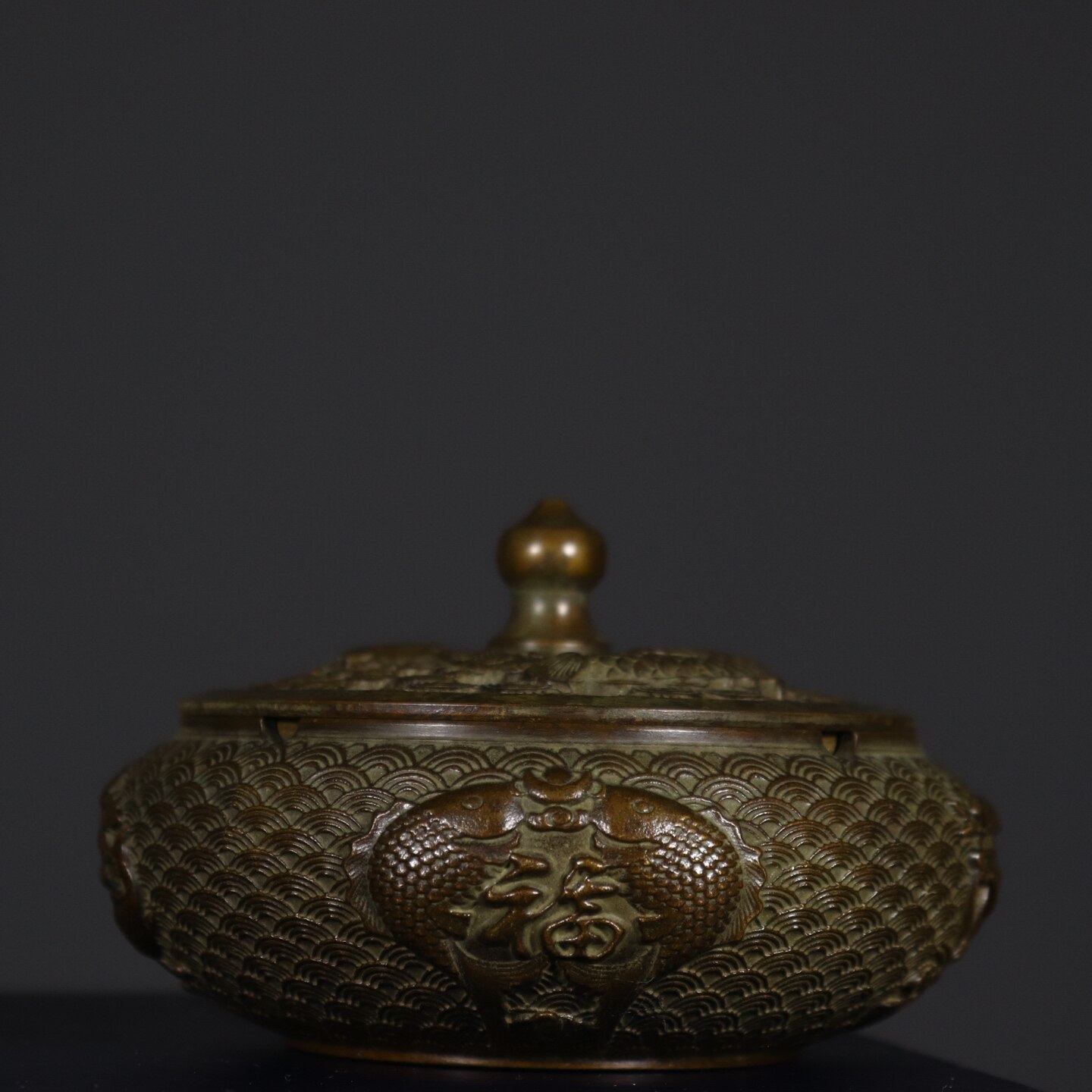 Antique Pure Copper Double Fis - Vintage Collectible Ashtrays บทวิจารณ์และราคา
