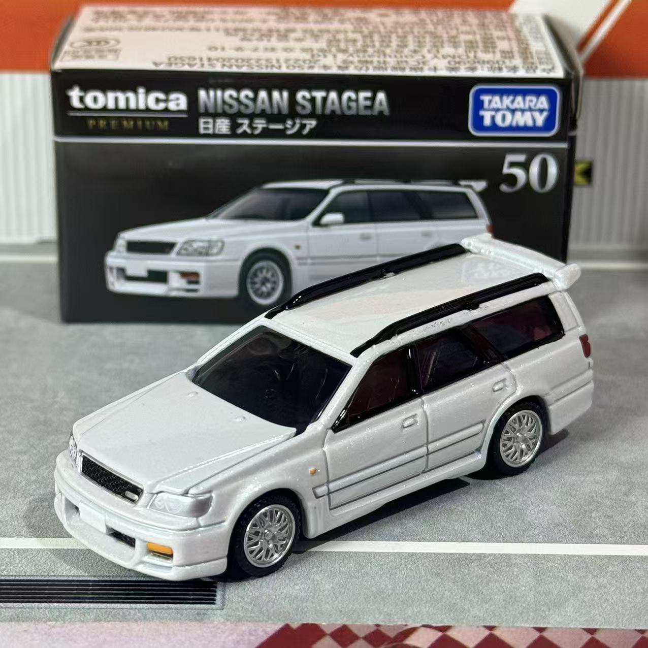 Takara Tomy Tomica Premium 50  - Vintage Collectible Model Cars บทวิจารณ์และราคา