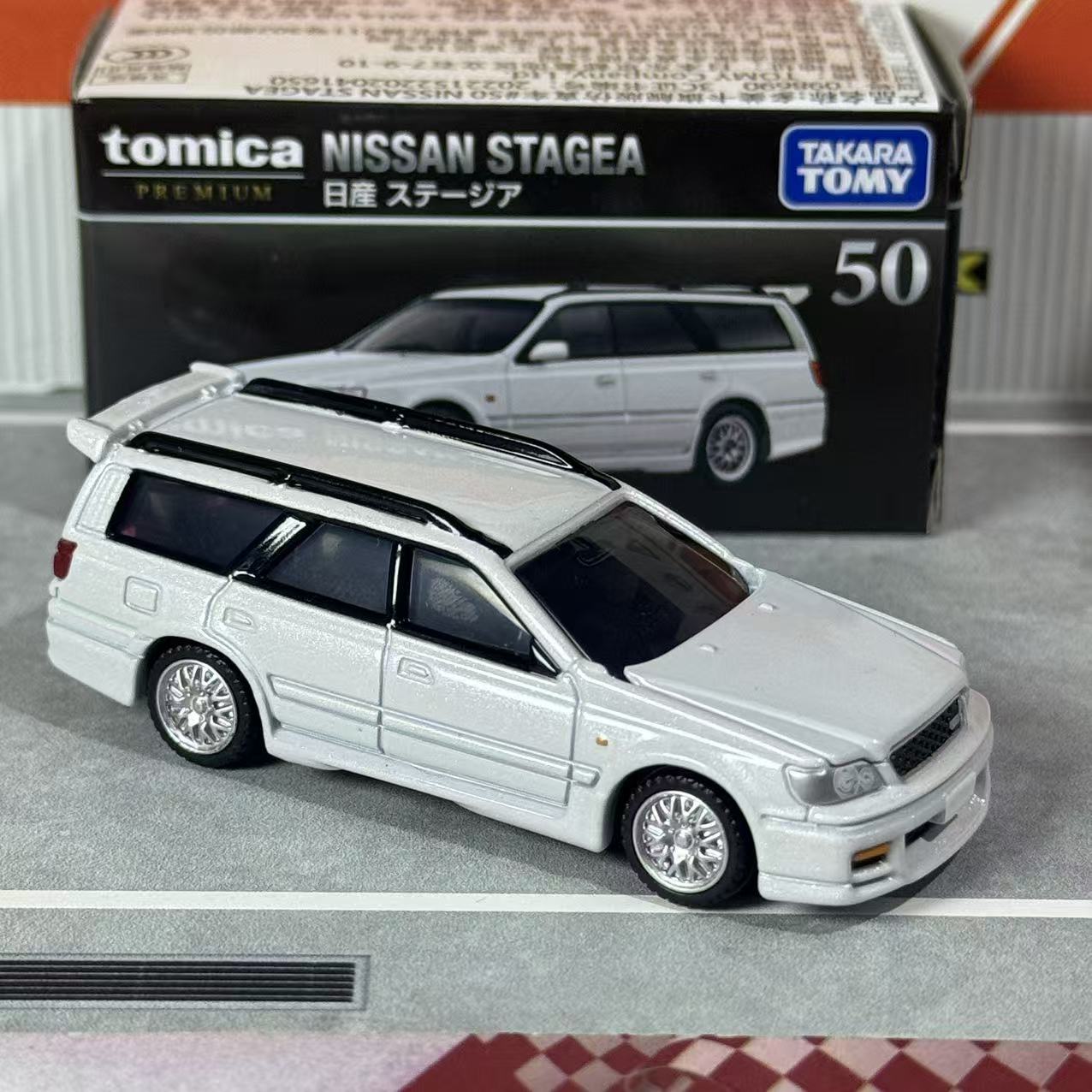 Takara Tomy Tomica Premium 50  - Vintage Collectible Model Cars บทวิจารณ์และราคา