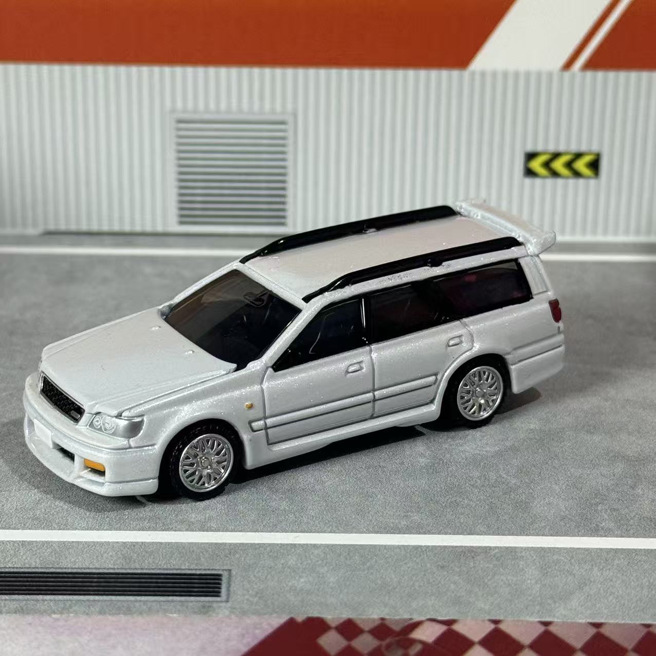 Takara Tomy Tomica Premium 50  - Vintage Collectible Model Cars บทวิจารณ์และราคา