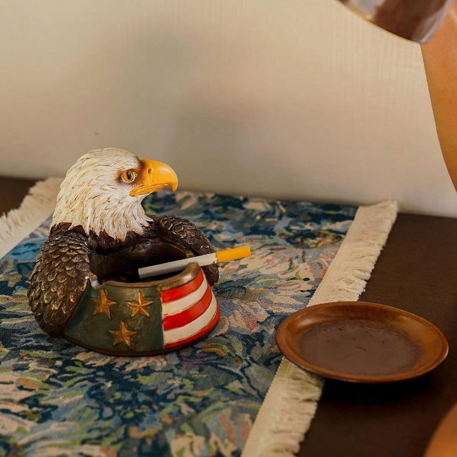 Ashtray, Cute Ashtray, Outdoor - Vintage Collectible Ashtrays บทวิจารณ์และราคา