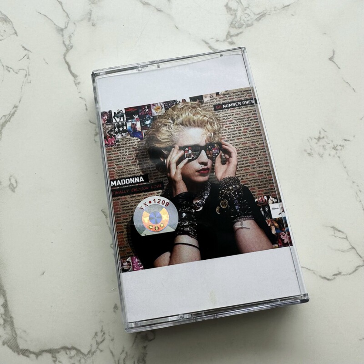 Madonna Classic Pop Music Cass - Vintage Collectibles & More Llc Photos บทวิจารณ์และราคา