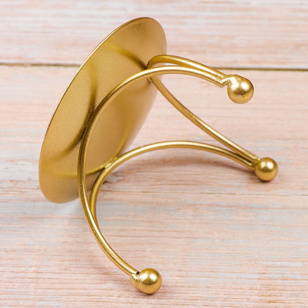 Round Plate Candlestick Vintag - Collectible Vintage Matches บทวิจารณ์และราคา